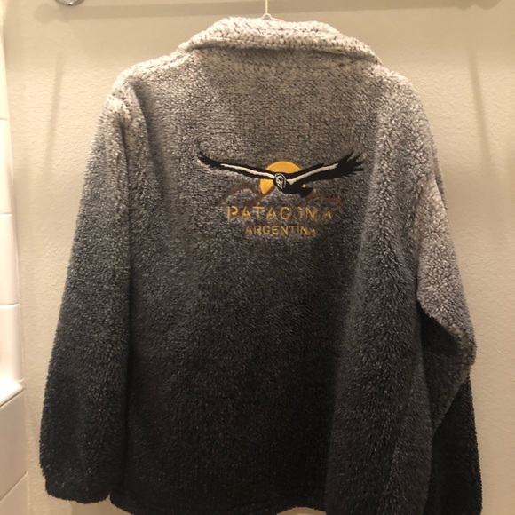 Fuzzy jacket - Picture 3 of 3